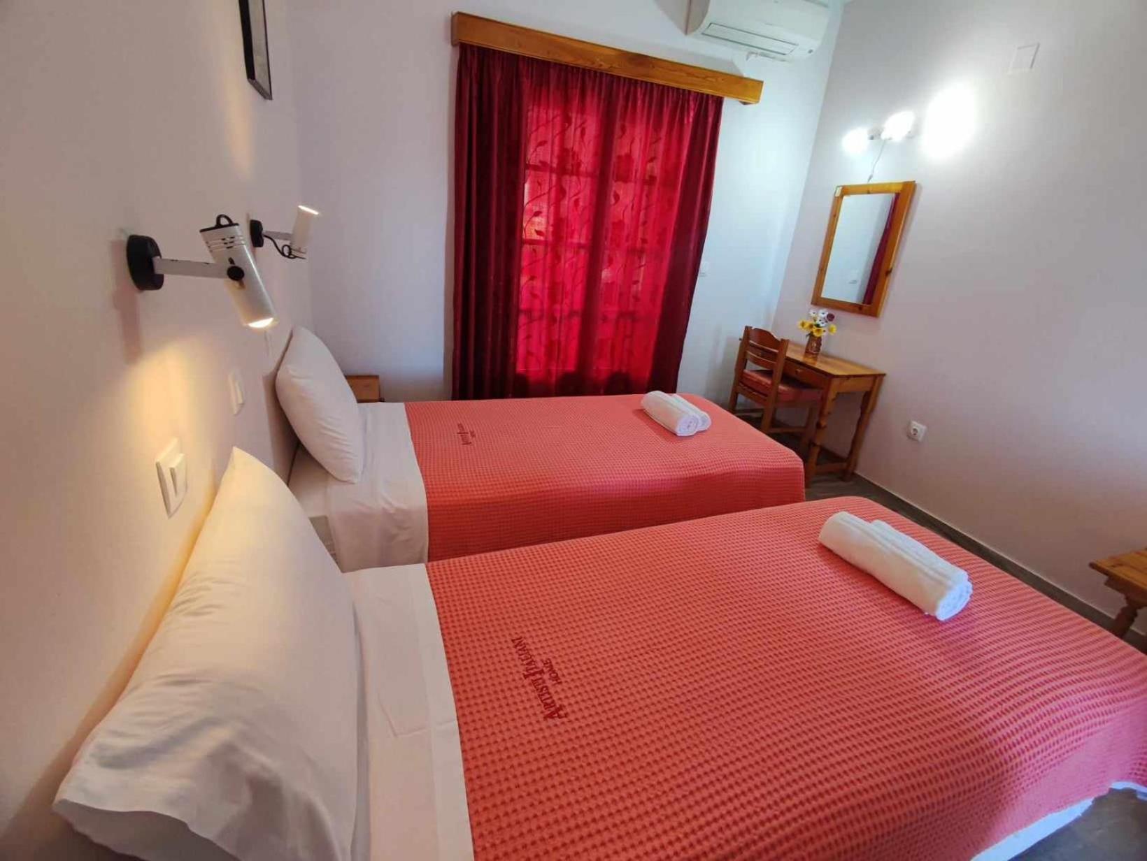 Marianna House Hotel Агиос Георгиос Пагон Екстериор снимка